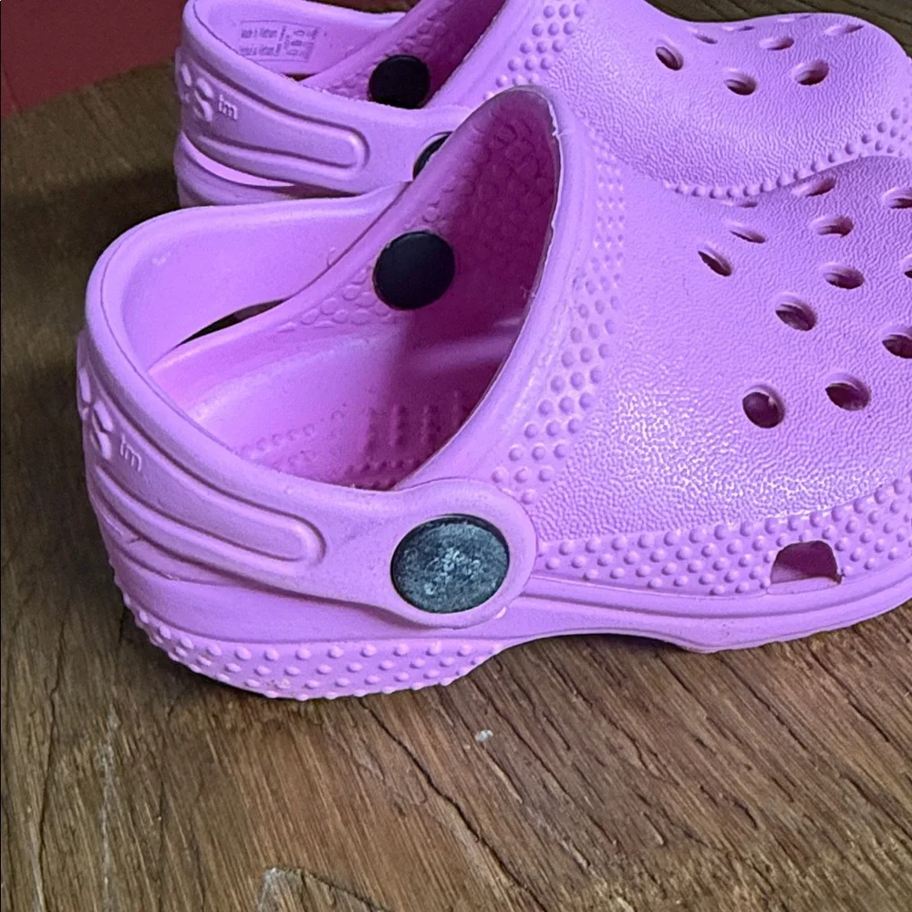 CROCS Kids Bright Pink Sandals